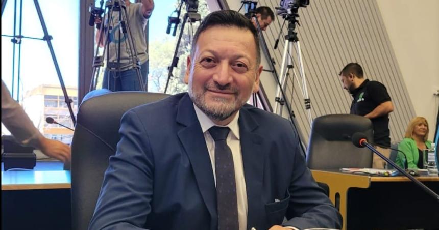 Reclaman que vuelva a operar el aeropuerto de Pico