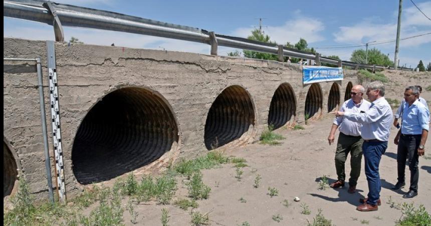 La insoacutelita respuesta de Mendoza por el Atuel- dicen que sueltan agua pero se evapora