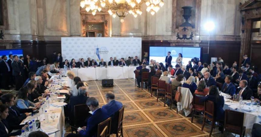 Ley Bases- a uacuteltimo momento el oficialismo logroacute apoyo para un dictamen