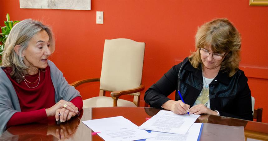 Convenio entre Educacioacuten y la Legislatura