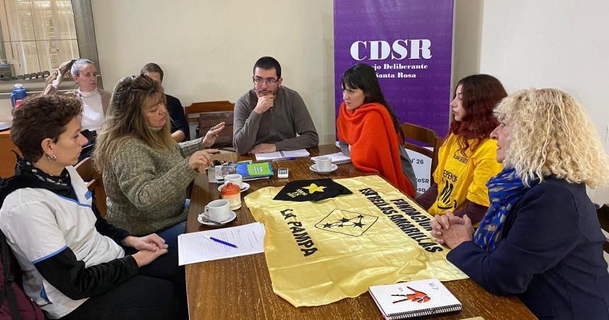 Estrellas Amarillas con concejales de la UCR de Santa Rosa