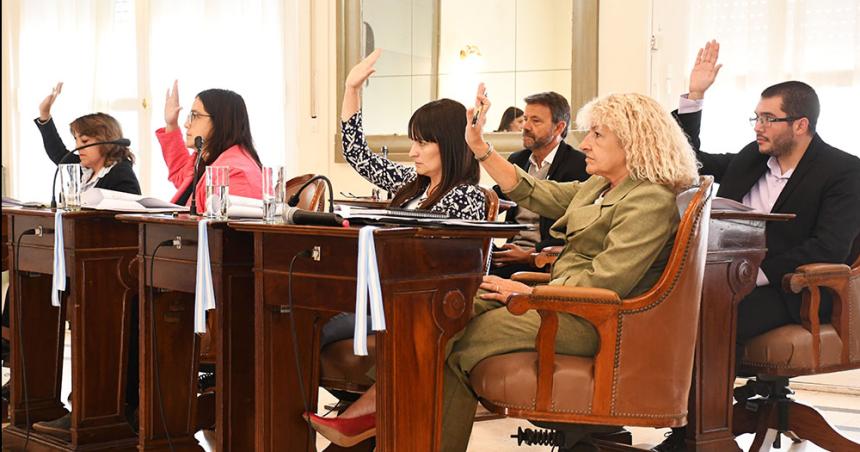 Cooperativas- la UCR respalda pero con inquietudes