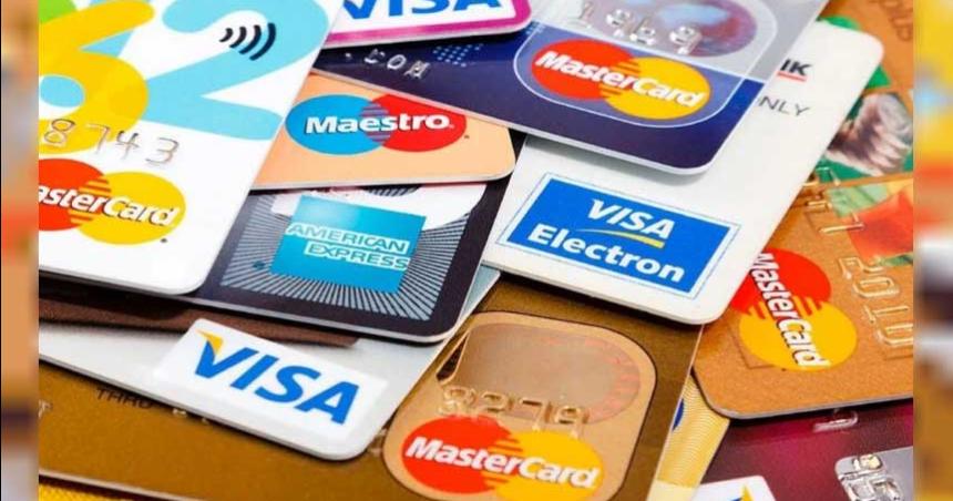Otro flojo dato de consumo- fuerte baja de ventas con tarjetas de creacutedito en mayo