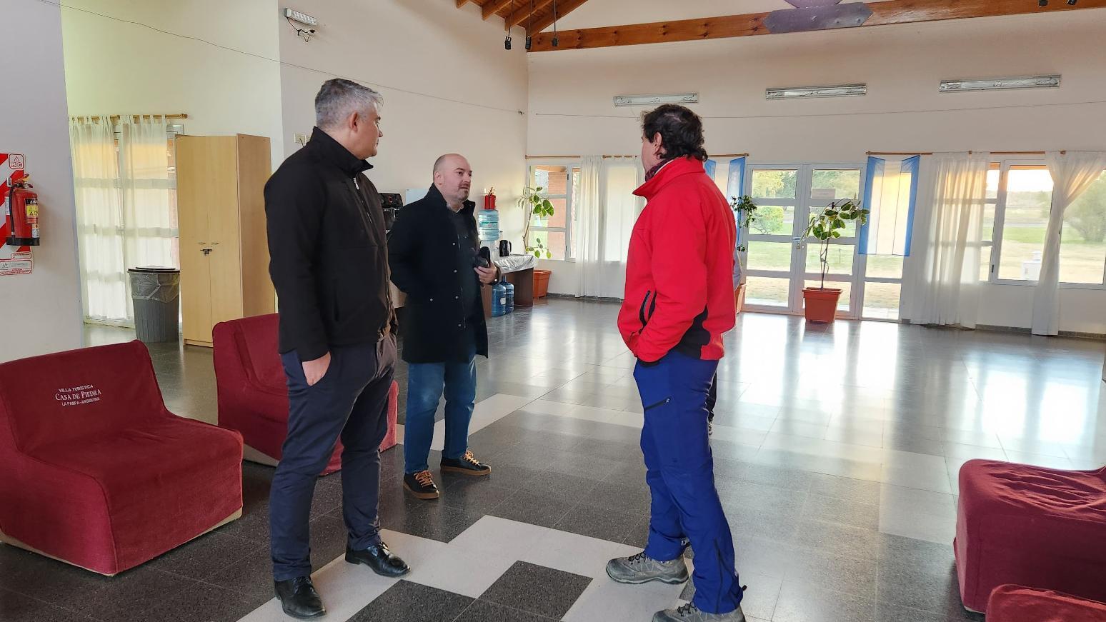 Ampliarán la capacidad de internet de Casa de Piedra y Gobernador Duval