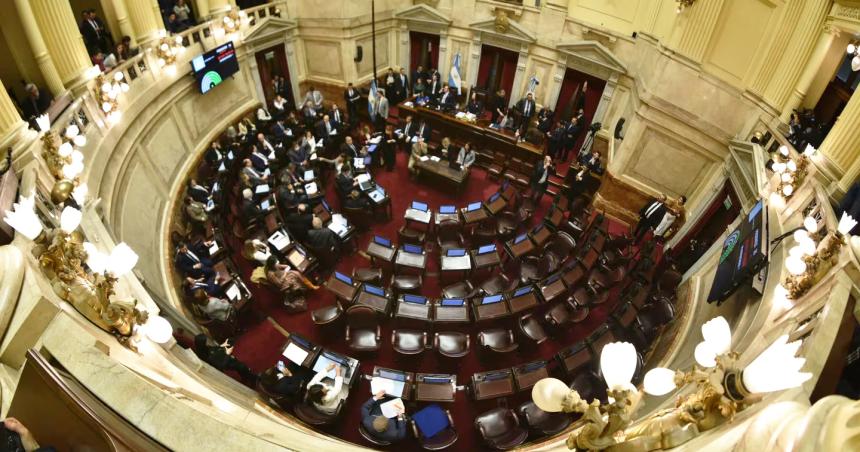 Hubo quoacuterum y comenzoacute el debate de la Ley Bases en el Senado