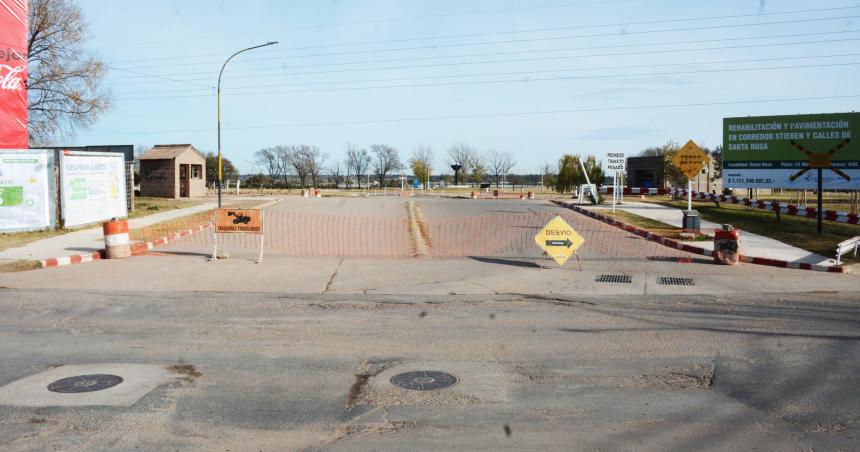 Avanza la obra de calle Stieben y remodelan el ingreso a la Laguna