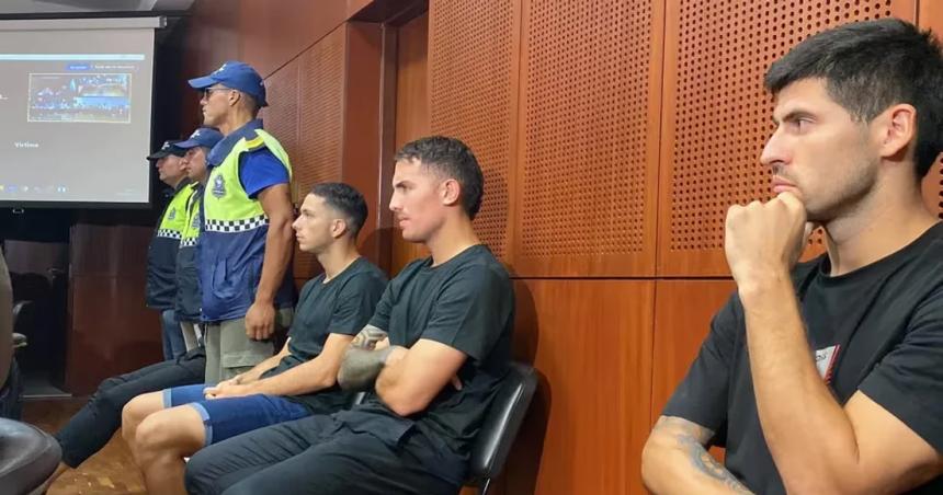 Fueron liberados los tres exjugadores de Veacutelez detenidos en Tucumaacuten