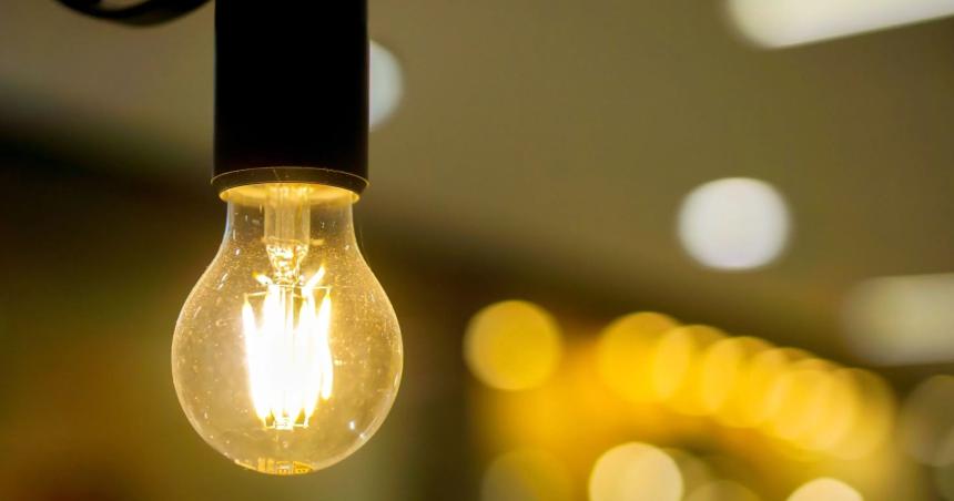 El gasto destinado a tarifas de luz y gas en los hogares ya es el maacutes elevado en tres deacutecadas