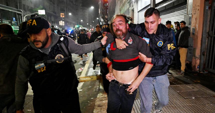 Liberaron a 17 de los detenidos tras la represioacuten en el Congreso