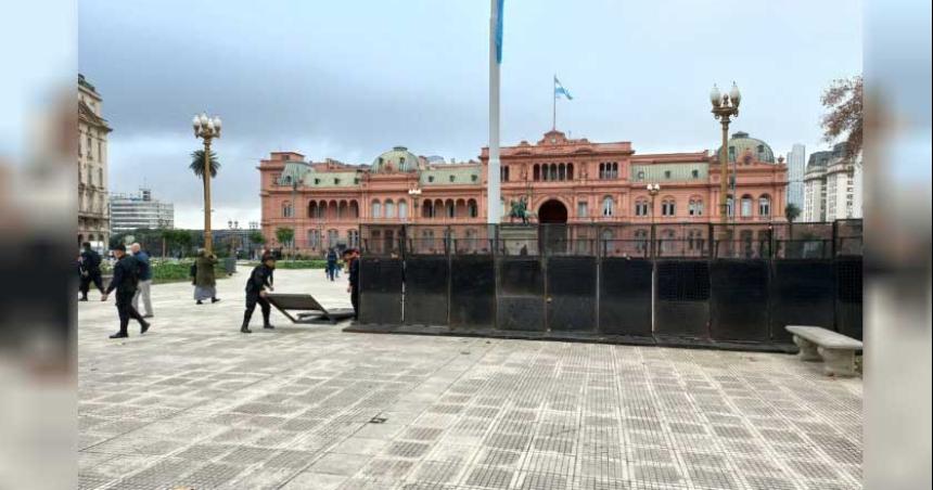 Movilizacioacuten frente a Casa Rosada para exigir la liberacioacuten de los detenidos en el Congreso