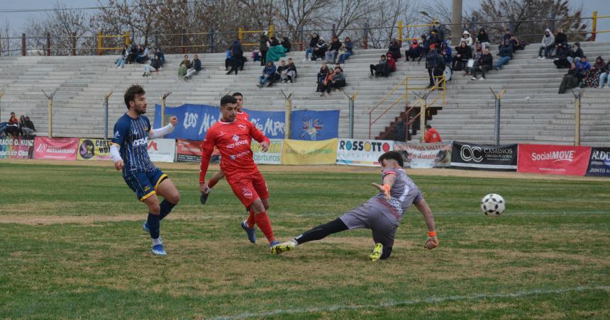 All Boys goleoacute y amplioacute la ventaja con el resto
