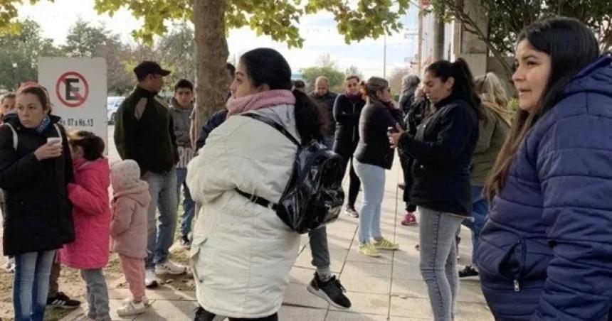 Familias de Parera que reclamaban por sus viviendas tuvieron respuestas del IPAV