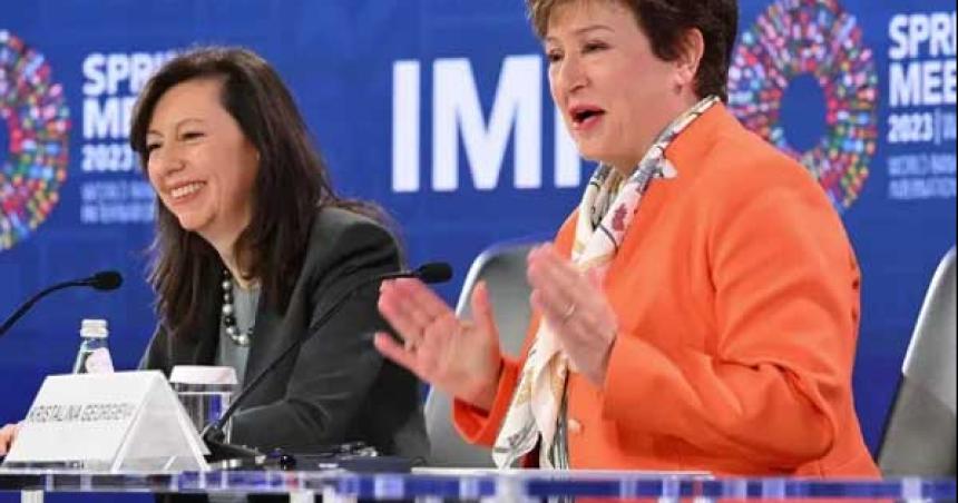 El FMI valoroacute la aprobacioacuten de la Ley Bases y el Paquete Fiscal
