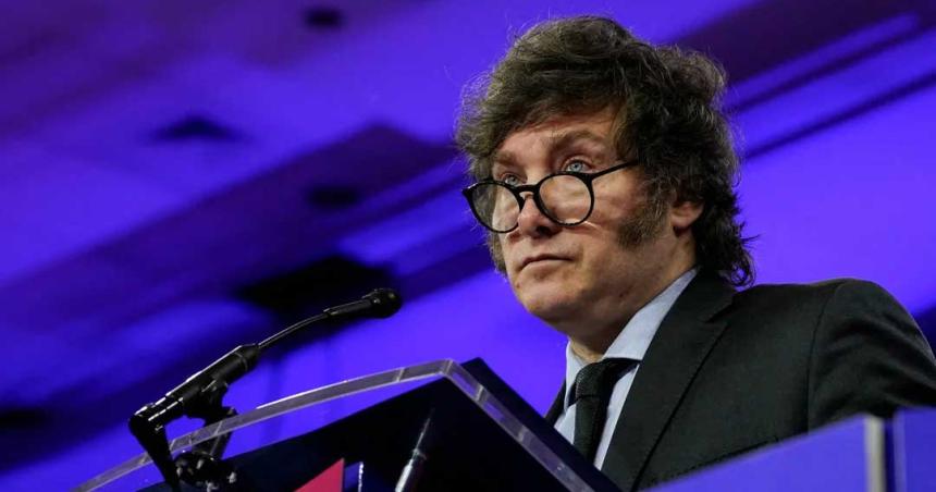 El Gobierno propone una inflacioacuten de 139-en-porciento- y un doacutelar a 1016 pesos para cerrar el antildeo