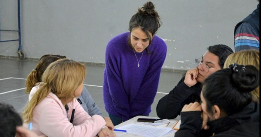 Santa Isabel- dictaron una capacitacioacuten sobre manipulacioacuten de alimentos