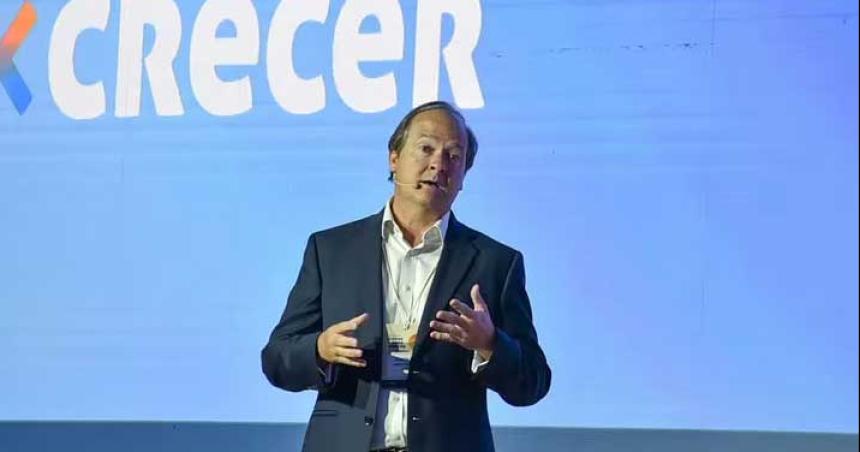 Caputo suma a un ex CEO de YPF como nuevo viceministro