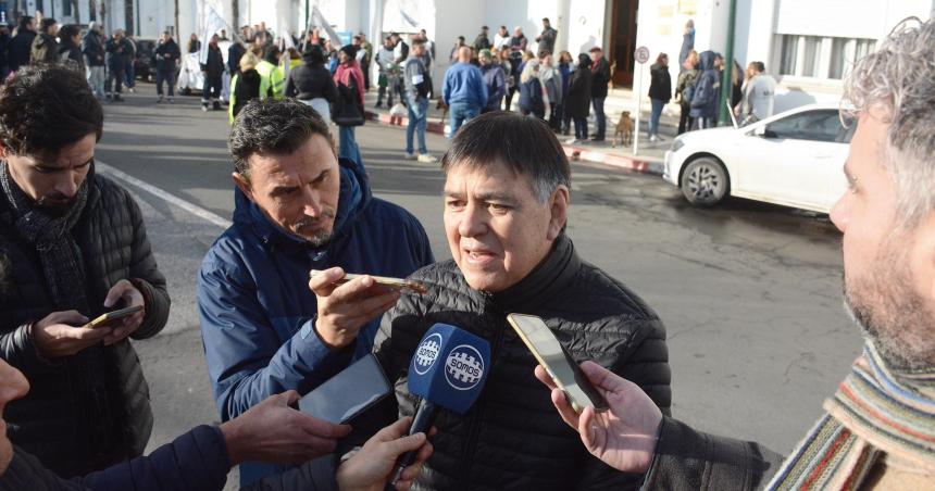 Anuncian recategorizacioacuten y jubilacioacuten anticipada para municipales de Santa Rosa