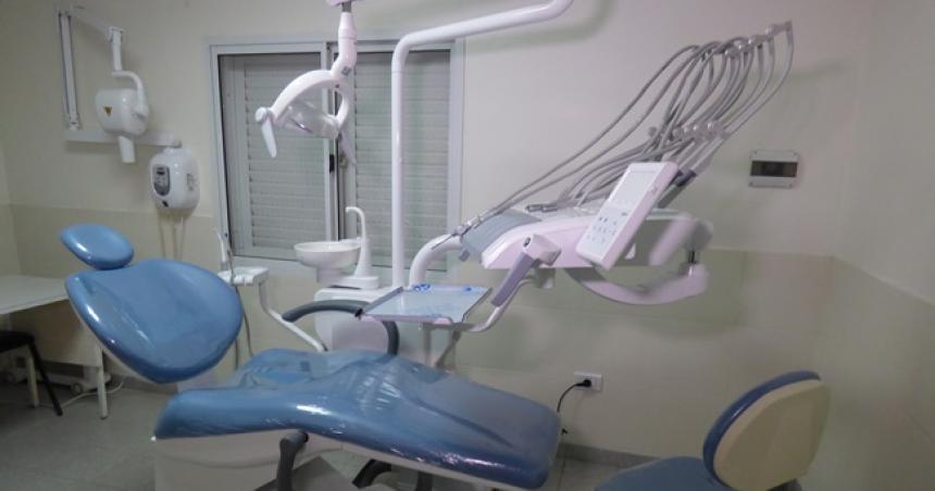 La Comisioacuten de Fomento de Peruacute adquirioacute equipamiento odontoloacutegico