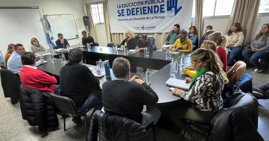 El gobierno haraacute una oferta en paritaria la semana proacutexima 
