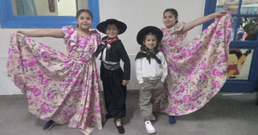 Baile popular en el Club Argentino