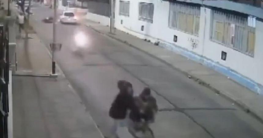 Horror en Wilde- murioacute el nintildeo baleado en un tiroteo entre un policiacutea y motochorros