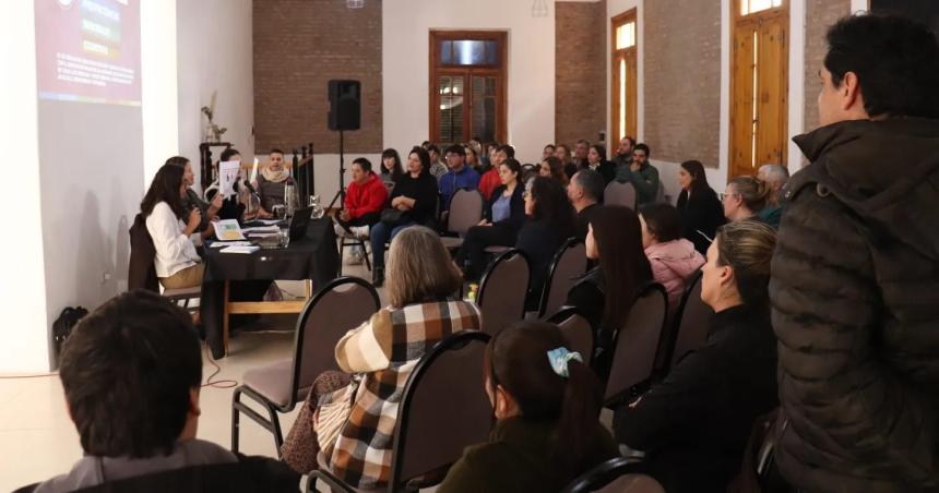 Acha implementa la hora silenciosa