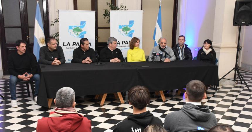 Entrena la seleccioacuten argentina de karate