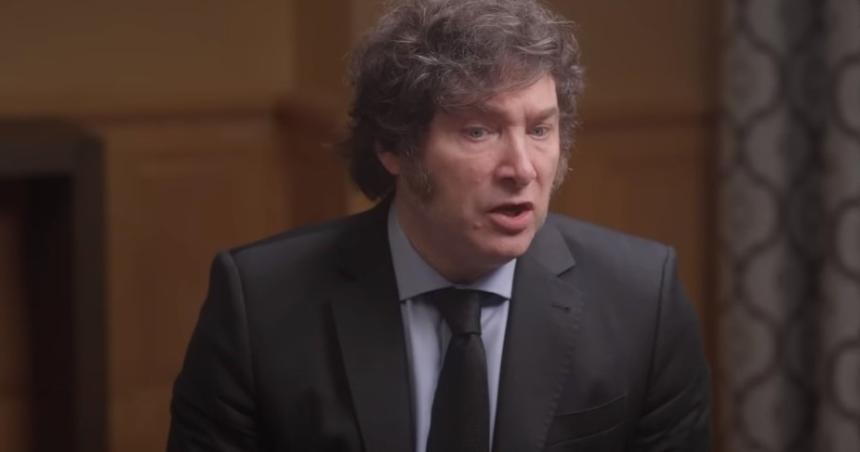 A Milei no le importa la escalada del doacutelar- dijo que hay cero paacutenico