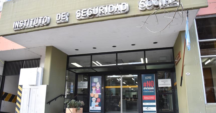 La jubilacioacuten miacutenima en la provincia seraacute de 414835