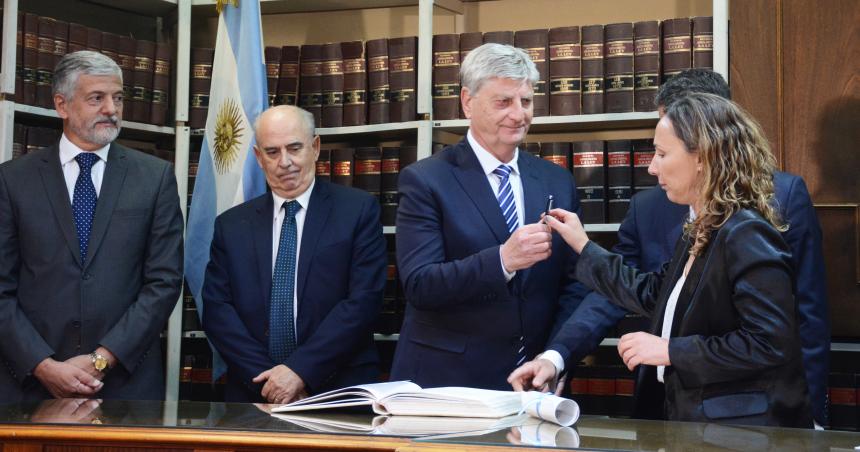 Prorrogaron la designacioacuten de 29 funcionarios sustitutos en la Justicia