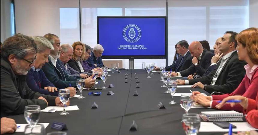 Avances entre Trabajo y CGT para consensuar cambios en la reforma laboral y en Ganancias