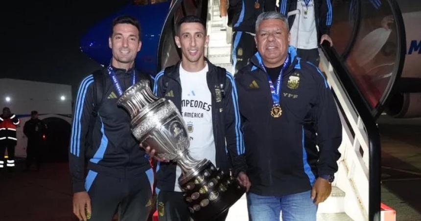 La Seleccioacuten volvioacute al paiacutes luego de ganar la Copa Ameacuterica