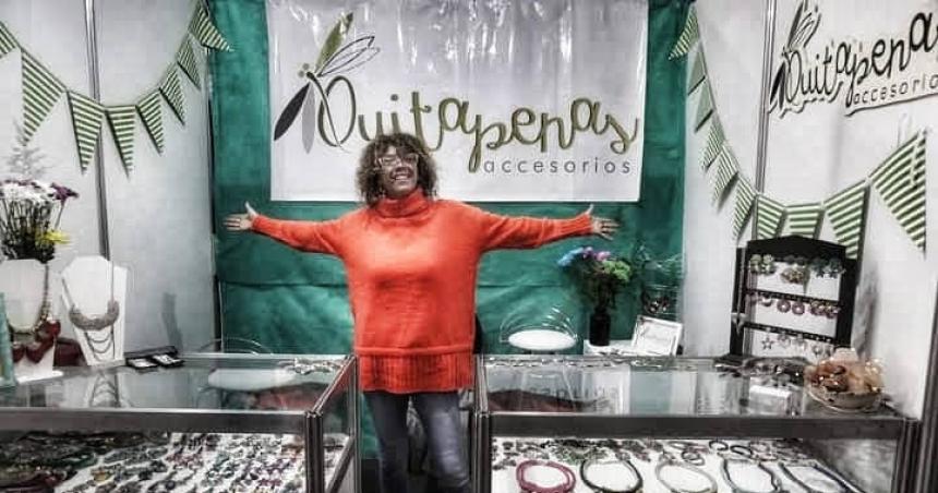 Emprendedoras pampeanas muestran sus creaciones en la vidriera del ISS
