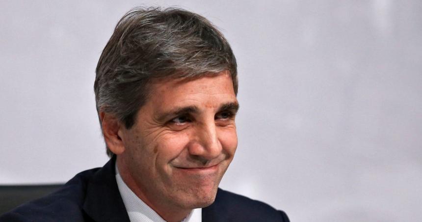 Caputo confirmoacute que el Banco Central sacoacute oro de las reservas y lo envioacute a Londres