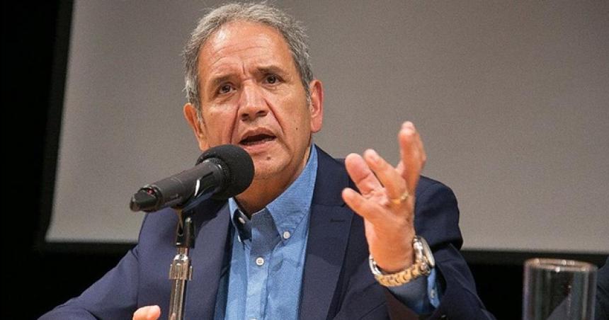 Ganancias- Palazzo presentoacute un amparo en la Justicia