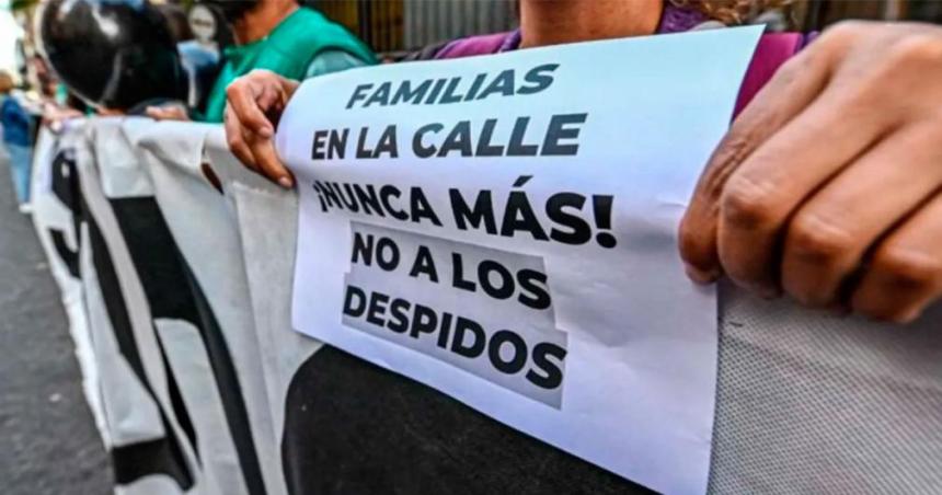 Advierten que hubo casi 200000 despidos en los primeros 5 meses de la era Javier Milei