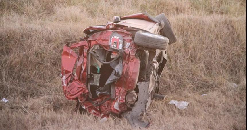Una mujer herida por un vuelco en la Ruta Provincial 4
