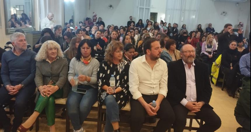 Comenzoacute capacitacioacuten en Educacioacuten Vial para docentes
