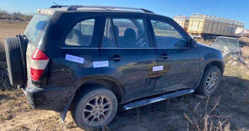 Una pareja detenida tras una persecucioacuten por un robo en Quehueacute