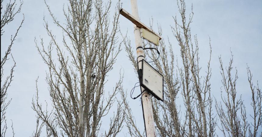 Robaron el cableado eleacutectrico y las luminarias al club El Recreo