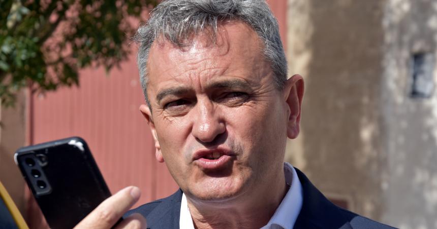 Rojas no le prestoacute  demasiada atencioacuten a los tuits de Verna