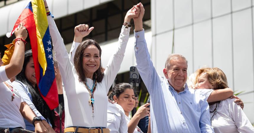 Confusa postura- la Cancilleriacutea desestimoacute una publicacioacuten de Mondino sobre Gonzaacutelez Urrutia