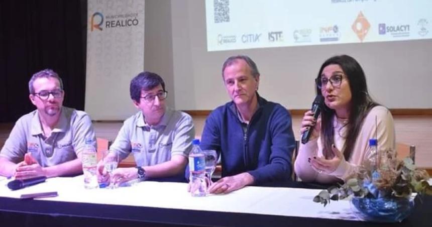 Anunciaron exposicioacuten cientiacutefica y competencia roboacutetica en Realicoacute