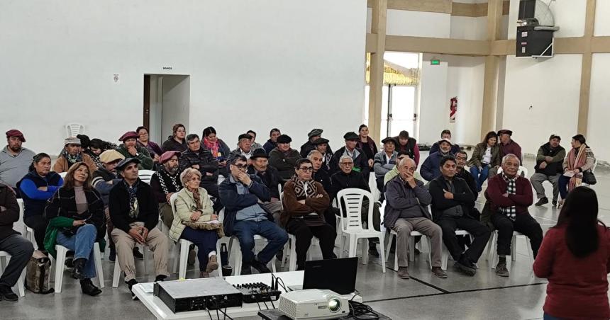 Jornadas de capacitacioacuten para productores de Pueleacuten y La Reforma