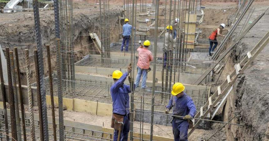 La recesioacuten por ahora no tocoacute fondo- industria y construccioacuten caen con fuerza