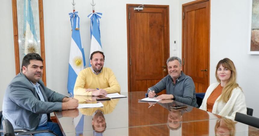 Aumento a trabajadores del EMTU