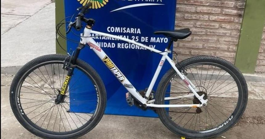 Recuperan una bicicleta robada en 25 de Mayo- un detenido