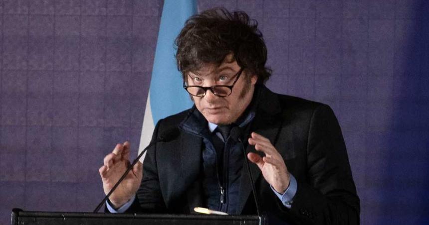 Vamos a hacer el mayor esfuerzo para reconciliar a la poliacutetica con las Fuerzas Armadas