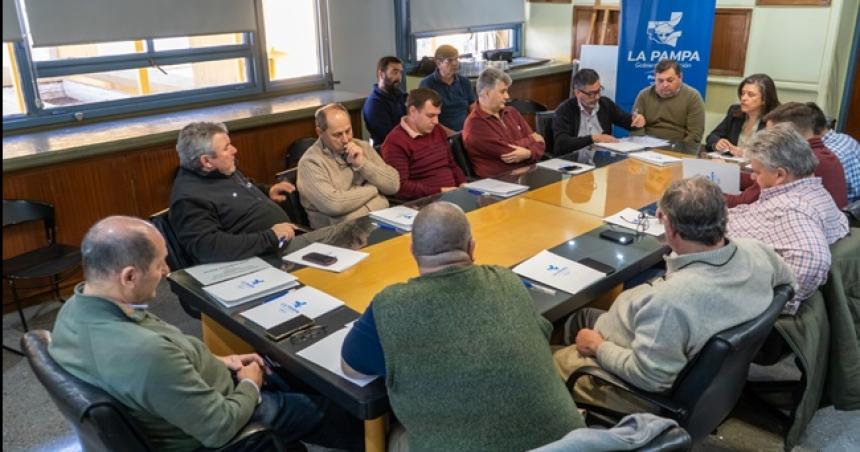 Se reunioacute la Mesa Agropecuaria Provincial