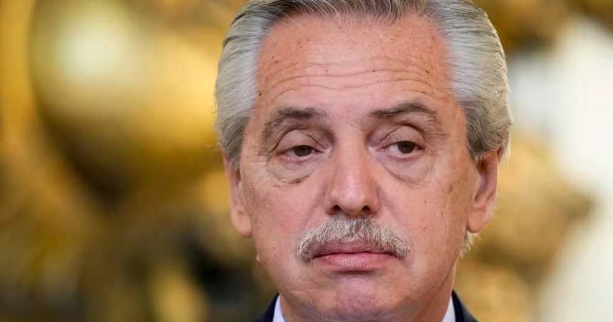 Imputaron a Alberto Fernaacutendez por la extensioacuten de la cuarentena